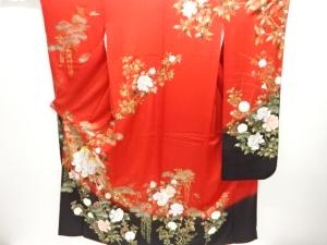 孔雀に草花模様振袖